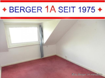 WALLE nahe ÜBERSEESTADT: 3-ZIMMER-DACHGESCHOSS-WOHNUNG, mit Einbauküche, Wannenbad