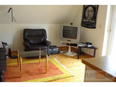 FLATmix.de / Möbliertes Appartement im 1.OG mit BALKON