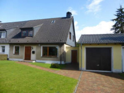 Top gepflegtes Zweifamilienhaus (Doppelhaushälfte) mit schönem Garten und Einzelgarage in gefragter Wohnlage von Mettmann-Metzkausen!