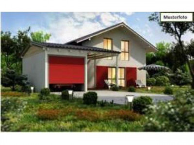 Zwangsversteigerung Doppelhaushälfte in 66450 Bexbach, Blumenstr.