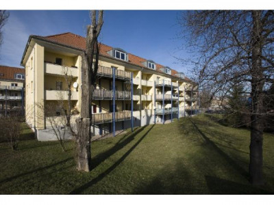 ++ erstklassige 2-Zimmer-Dachgeschosswohnung! ++