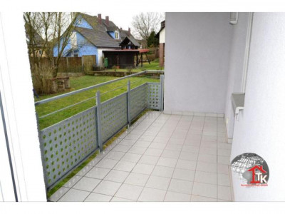 Großzügig und sehr gepflegt! Helle 3ZW Hochparterre mit Balkon, Garage in Höchstadt