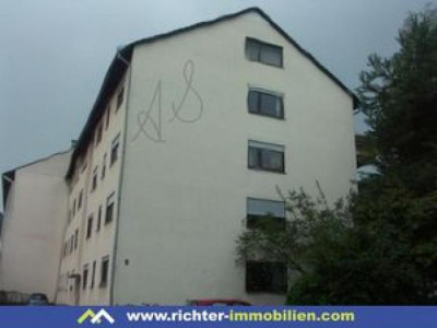 Schwetzingen: Gut geschnittene 3 ZKB mit Balkon und Loggia.