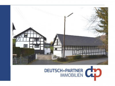 Hennef - Ruhesitz im Grünen: freist. Fachwerkhaus mit ausgebauter Scheune - provisionsfrei