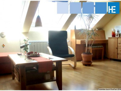 FRIEDRICHSDORF: Einsteigerimmobilie! Schicke 2 Zi.-Maisonette-Eigentumswohnung in guter Lage!