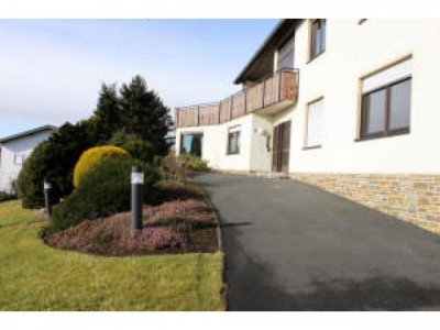 excl. 4-Zimmerwohnung mit Terrasse und Sauna