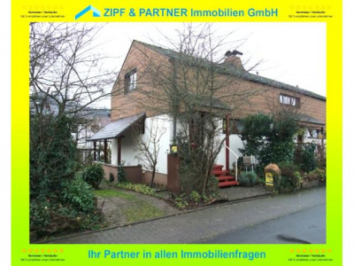 NECKARSTEINACH: GEPFLEGTE 1 FAM. HAUS - DHH MIT GARTEN IN RUHIGER LAGE - NUR EUR 890 !