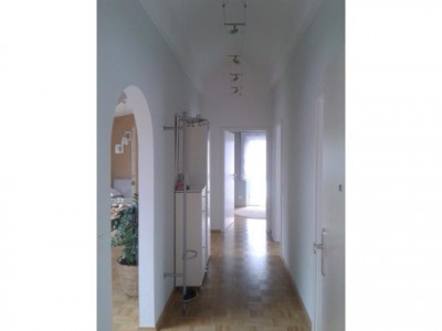 Von Privat - Schöne,lichtdurchflutete Dachgeschosswohnung in Nackenheim