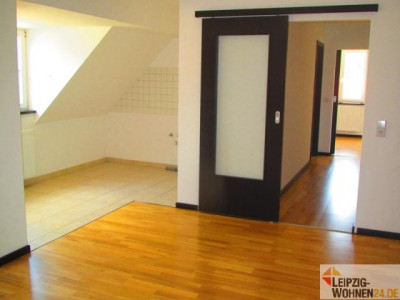 im DG nur eine Wohnung - IHRE Wohnung den 'Französischen Gärten'