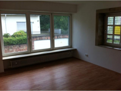 Kaiserlautern West-von Privat-provisionsfrei,3 ZKB,Terrasse, Garage, ruhige Wohngegend,solides Haus