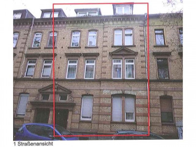 Zwangsversteigerung: Mehrfamilienhaus mit 4 Wohneinheiten