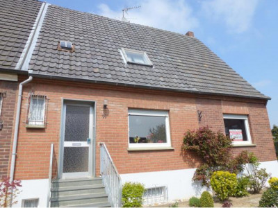 Einfamiliendoppelhaushälfte mit 2 Garagen