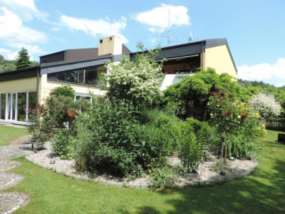 Haus mit eigenem Charakter sehr Sonnig und sehr ruhig