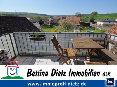 DIETZ: TOP GEPFLEGT und MODERNISIERT 4 Zimmerwohnung mit Sonnenbalkon in Schaafheim-OT