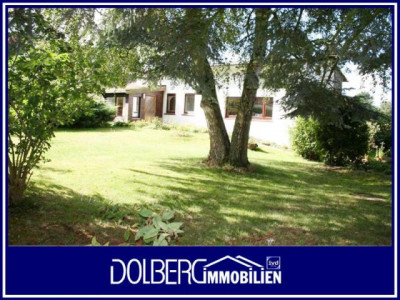 Ebenerdiges und sonniges Einfamilienhaus mit sehr schönem Grundstück, 25596 Wacken