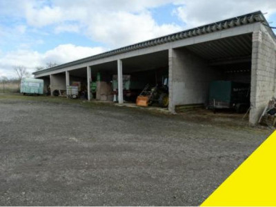 Großer landwirtschaftlicher Aussiedlerhof