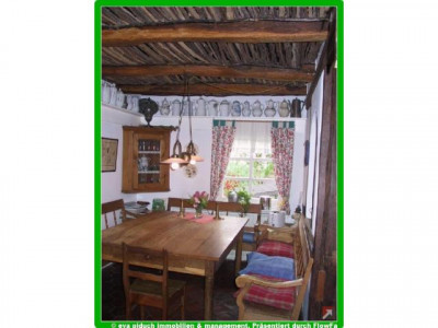 piduch* DAS KLEINOD AM RANDE DES DORFES -