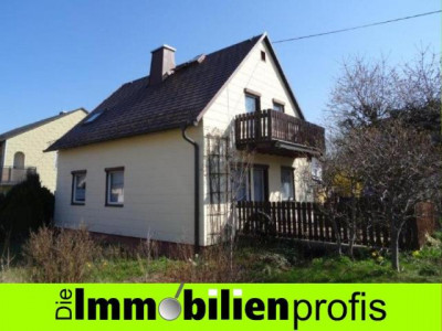 Modernisierungsbedürftiges Einfamilienhäuschen mit Garten in schöner Lage Nähe Hof