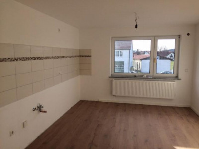 Erstbezug 4,5 ZKB mit Terrasse, Gartenanteil und Garage ab sofort zum Mieten