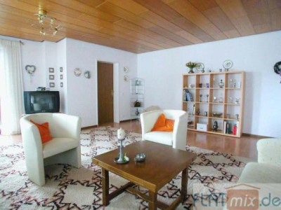 FLATmix.de / Möblierte 2-ZKB-Einliegerwohnung mit BALKON