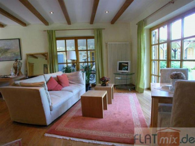 FLATmix.de / HOCHWERTIGmöbl. 1-ZB-App. einer Wohnanlage