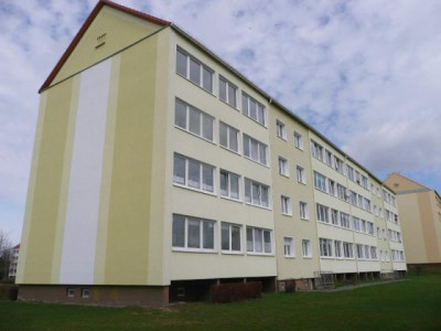 Bequem im Erdgeschoss mit verglastem Balkon!