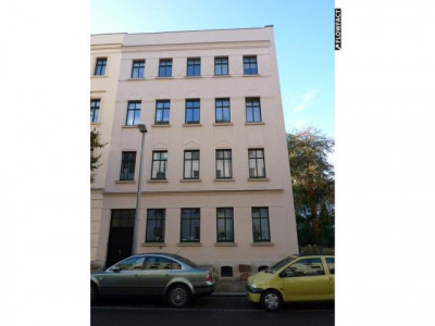 Helle Dachgeschoßwohnung ohne Schrägen