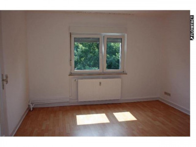 Frechen-Zentrum: Gemütliche 2-Zimmer-DG-Wohnung