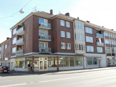 Großzügiges Ladenlokal mit außergewöhnlicher Fensterfront - hell, freundlich in guter Nachbarschaft!