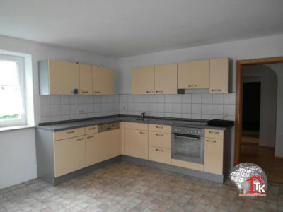 geräumige, helle 3-Zi-Whg. im EG eines 2-Fam. Hauses in Kleinkötz