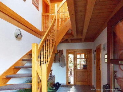 EINMALIG - Niedrigenergiehaus aus Holz auf dem Lande