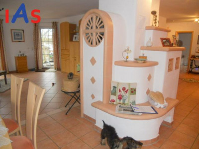 Großes und sonniges Zweifamilienhaus in Ihrlerstein zu verkaufen! Verminderte Provision!