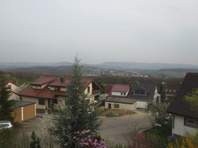 *Einfamilienhaus mit ELW und Traumaussicht*