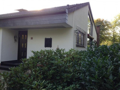 von privat - Bungalow als DHH