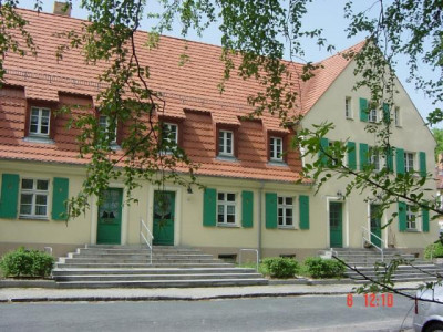 ++ Wer denkt hier an MONOPOLY - Hier mieten Sie ein Haus auf der Parkstraße in Lauta ++