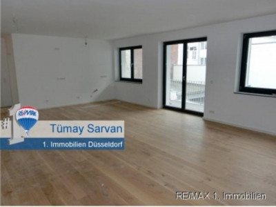 Saniert - Erstbezug - helle schöne moderne 3 Zimmer Wohnung mit Balkon in Stadtmitte