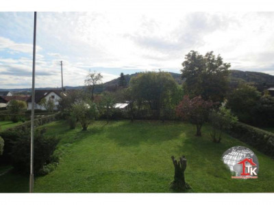 Helle 4 Zi.-Wohnung mit Balkon und Garage in Rosengarten-Westheim