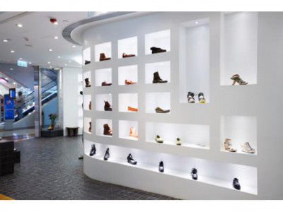 Austria-Kitzbühel-Gewerbeflächen-neue Einkaufspassage-Einzelhandel-30qm - 200qm nach Bedarf wählbar!