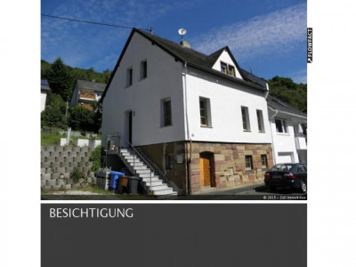 Modernisiertes Einfamilienhaus mit schönem Grundstück