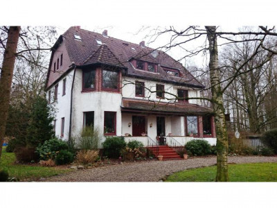 Westerau - Wohnen im Herrenhaus - Eigentumswohnung auf idyllischem Parkgrundstück