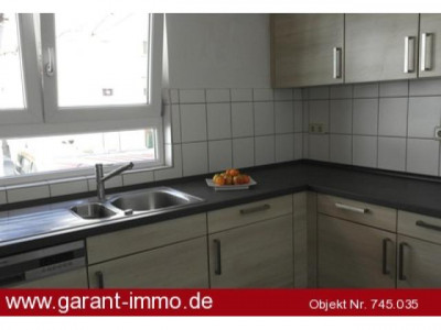 SCHNUCKELIGES HÄUSCHEN FÜR DIE KLEINE FAMILIE !