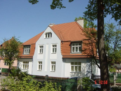 ++ Gemütlich, helle, freundliche 2,5-Zimmer-Dachgeschoss-Wohnung ++