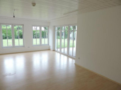 4 Zimmer EG Wohnung (125 m²) im Herzen von Emstek zum 01.06.2015 zu vermieten.