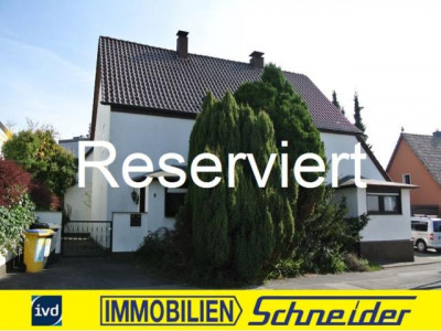 Traumhaft angelegtes Grundstück mit 2 Einfamilienhäusern u. separater Einliegerwohnung