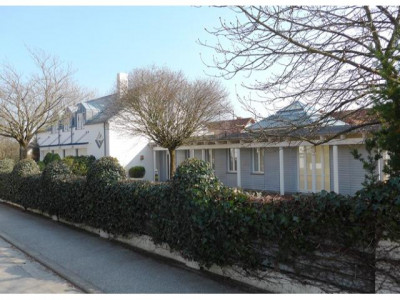 ***   Zwei Welten unter einem Dach  ***Exklusives Wohn- und Bürohaus in Weidach