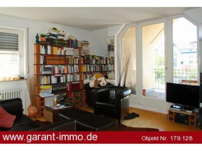 Die pure Gemütlichkeit unterm Dach mit viel Platz!