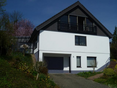 Freistehendes Einfamilienhaus in ruhiger und zentraler Lage