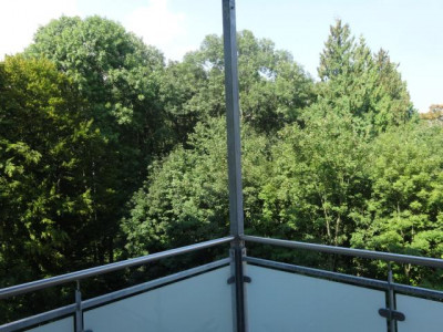 Oberursel-Luxus-Wohnung, Bj.2012 / 2 Zimmer mit 80qm und großer Sonnenterrasse